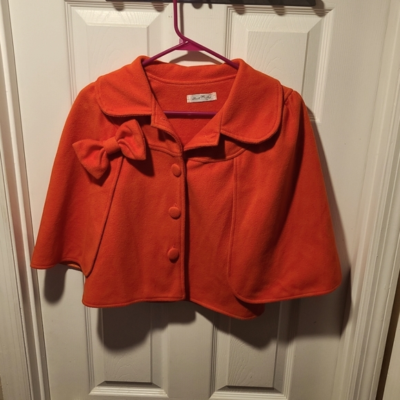 Girl's Small Fish Caplet style jacket (C7) - Picture 1 of 4
